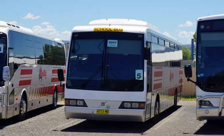 BusBiz Volvo B7R P&D 166